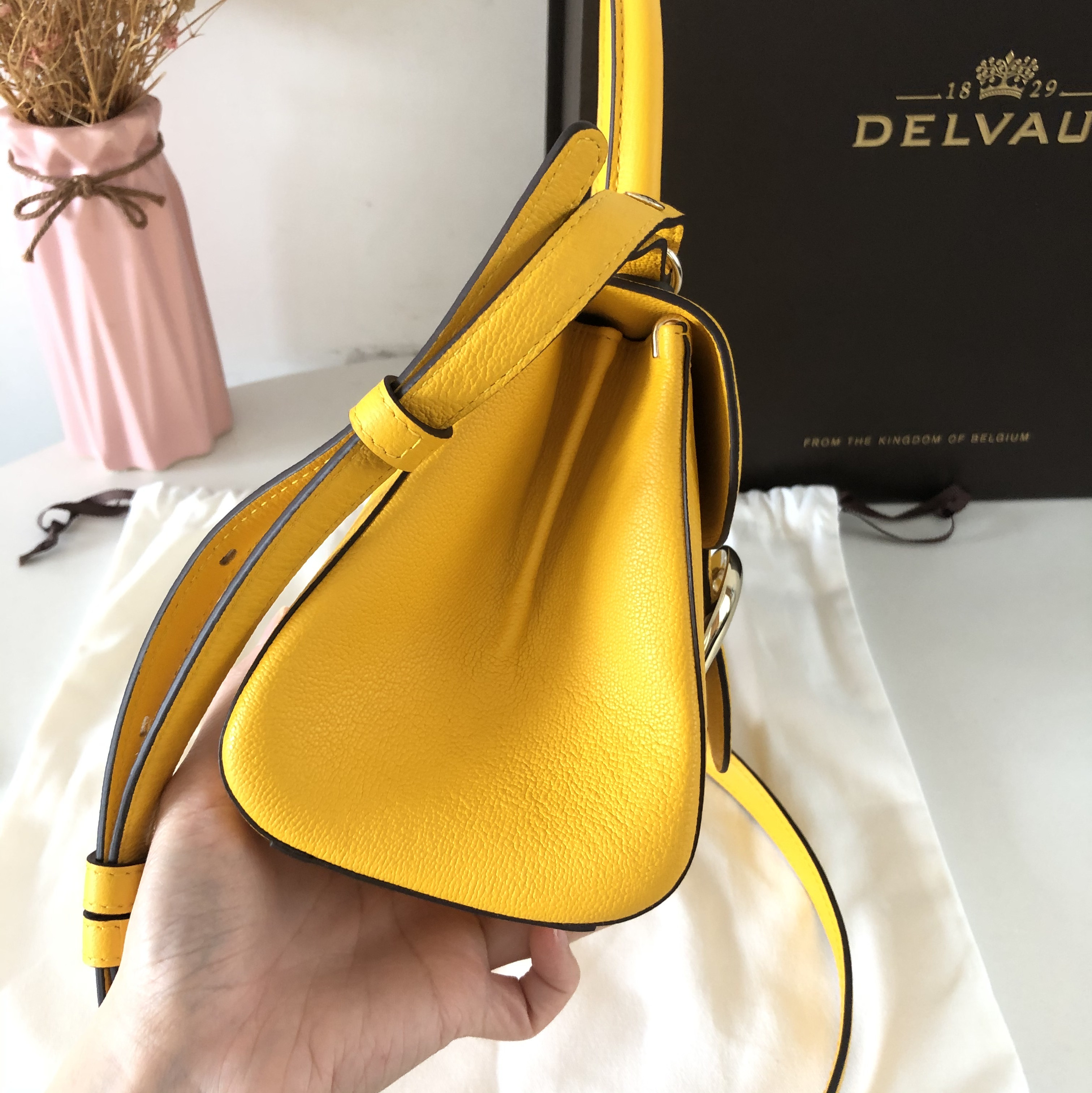 델보 브리앙 엘로우 미니 토트백